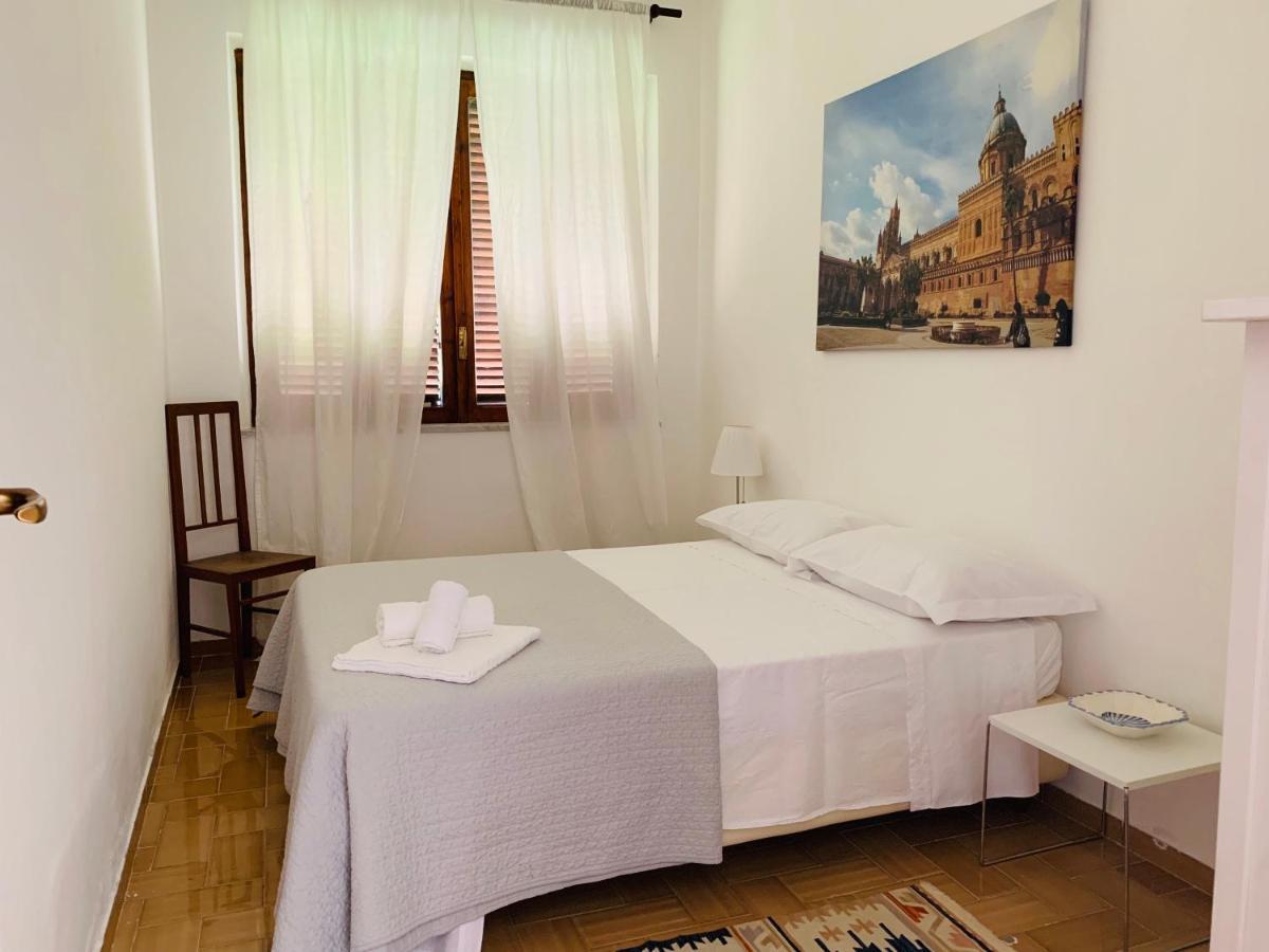 Villa Mariella คารินิ ภายนอก รูปภาพ